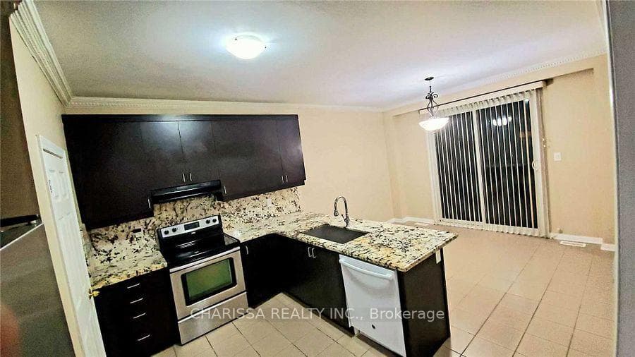 483 Pozbou Crescent Unit Main photo 10
