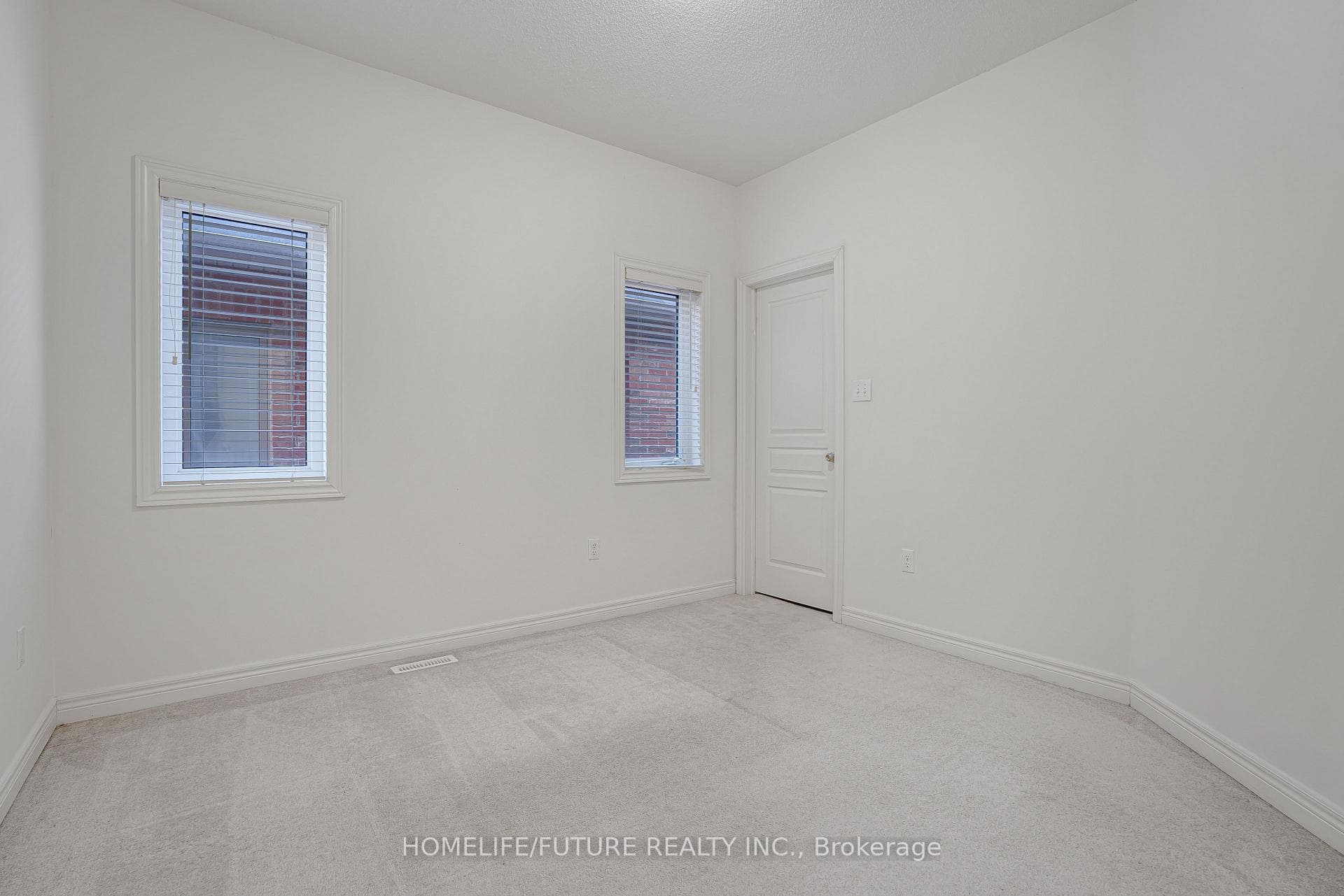 80 Henry Bauer Avenue photo 20
