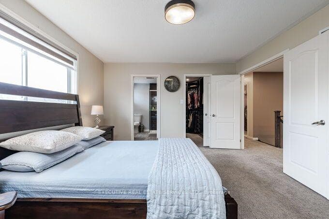 1129 Meighen Way photo 34