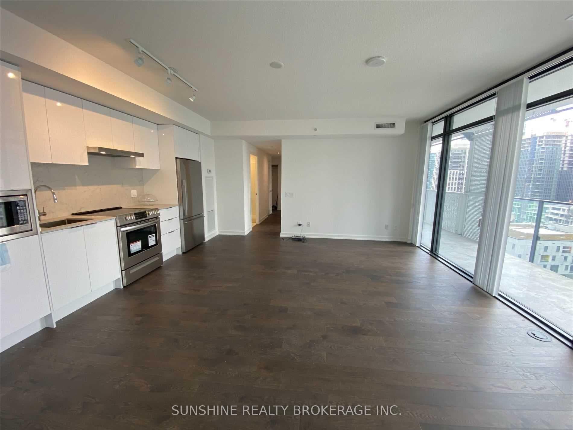 25 Richmond Street Unit 1503 photo 4