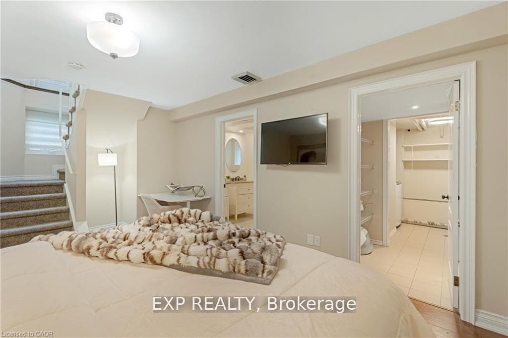 46 Herkimer Street Unit 2 photo 22