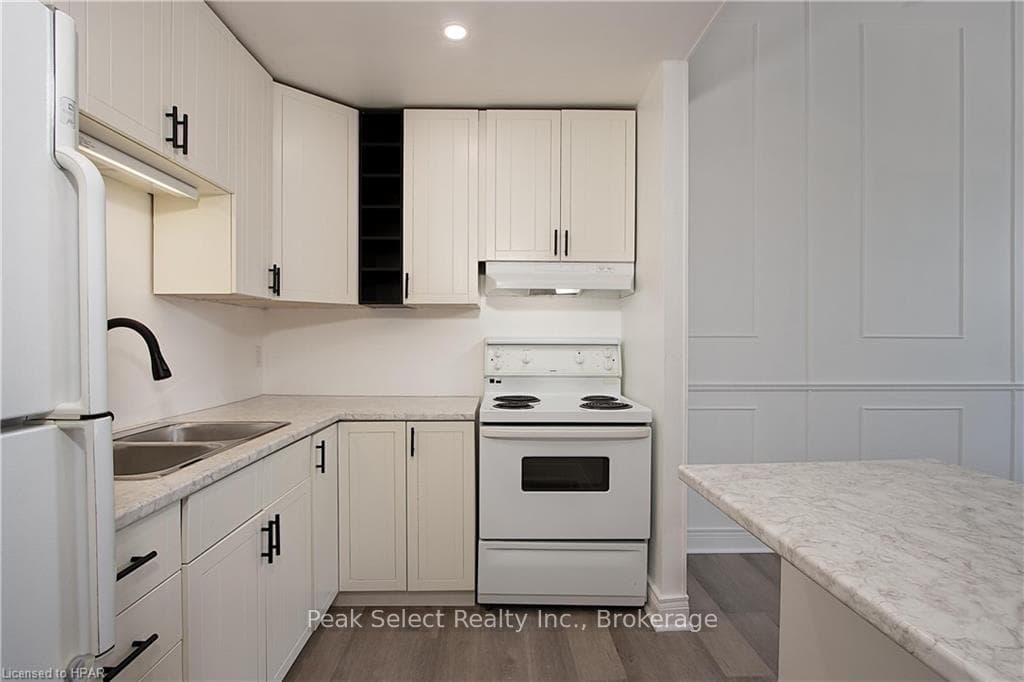 20 WATER STREET SOUTH Street Unit 34 photo 3