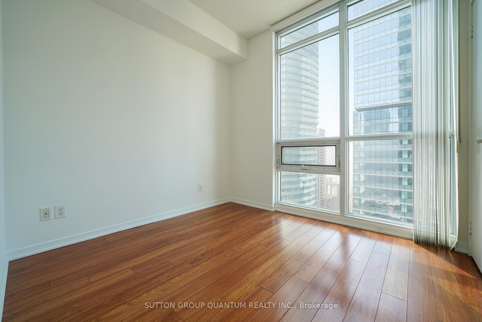 65 Bremner Boulevard Unit 2502 photo 11