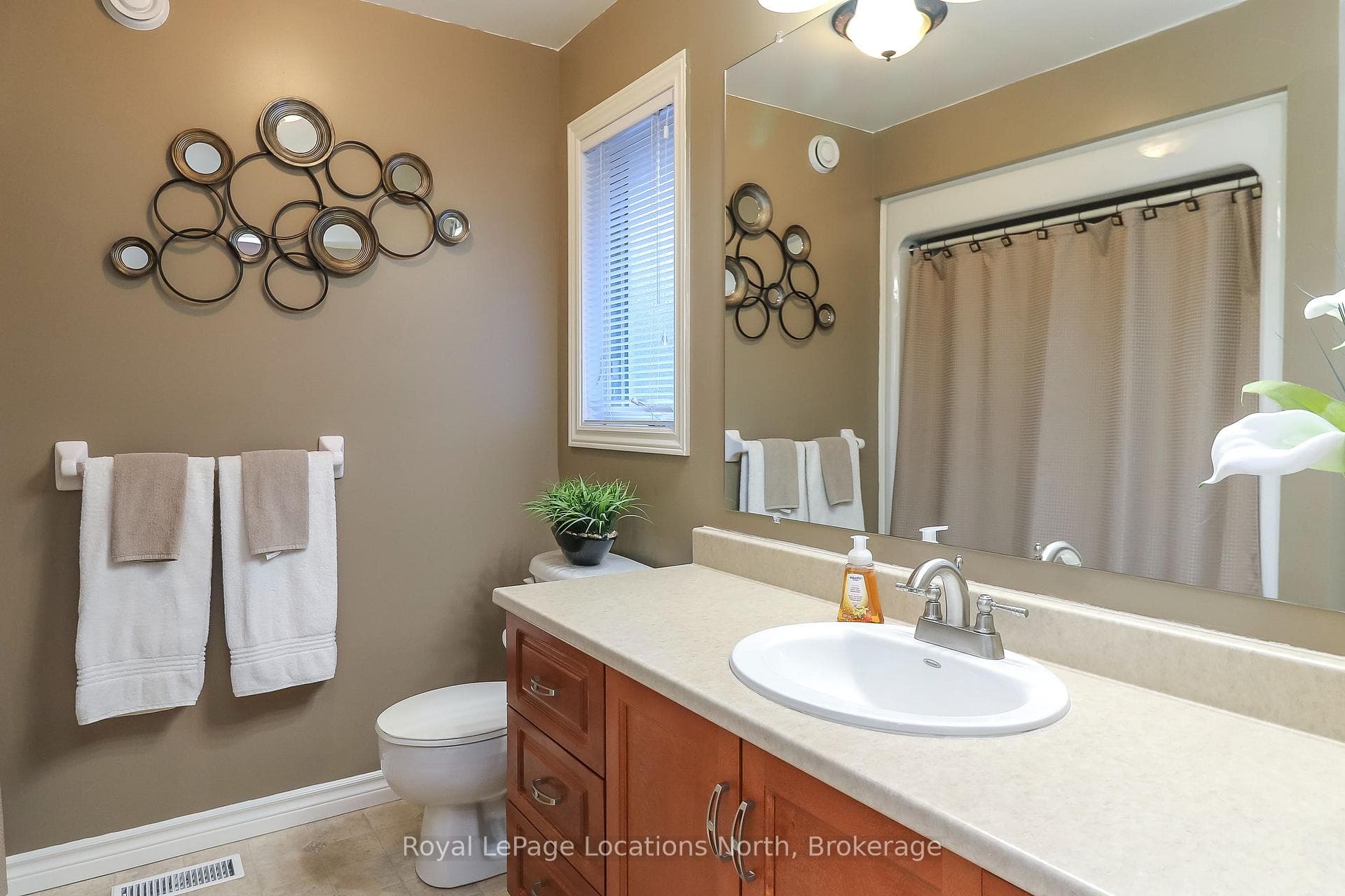 24 Kentucky Avenue photo 31