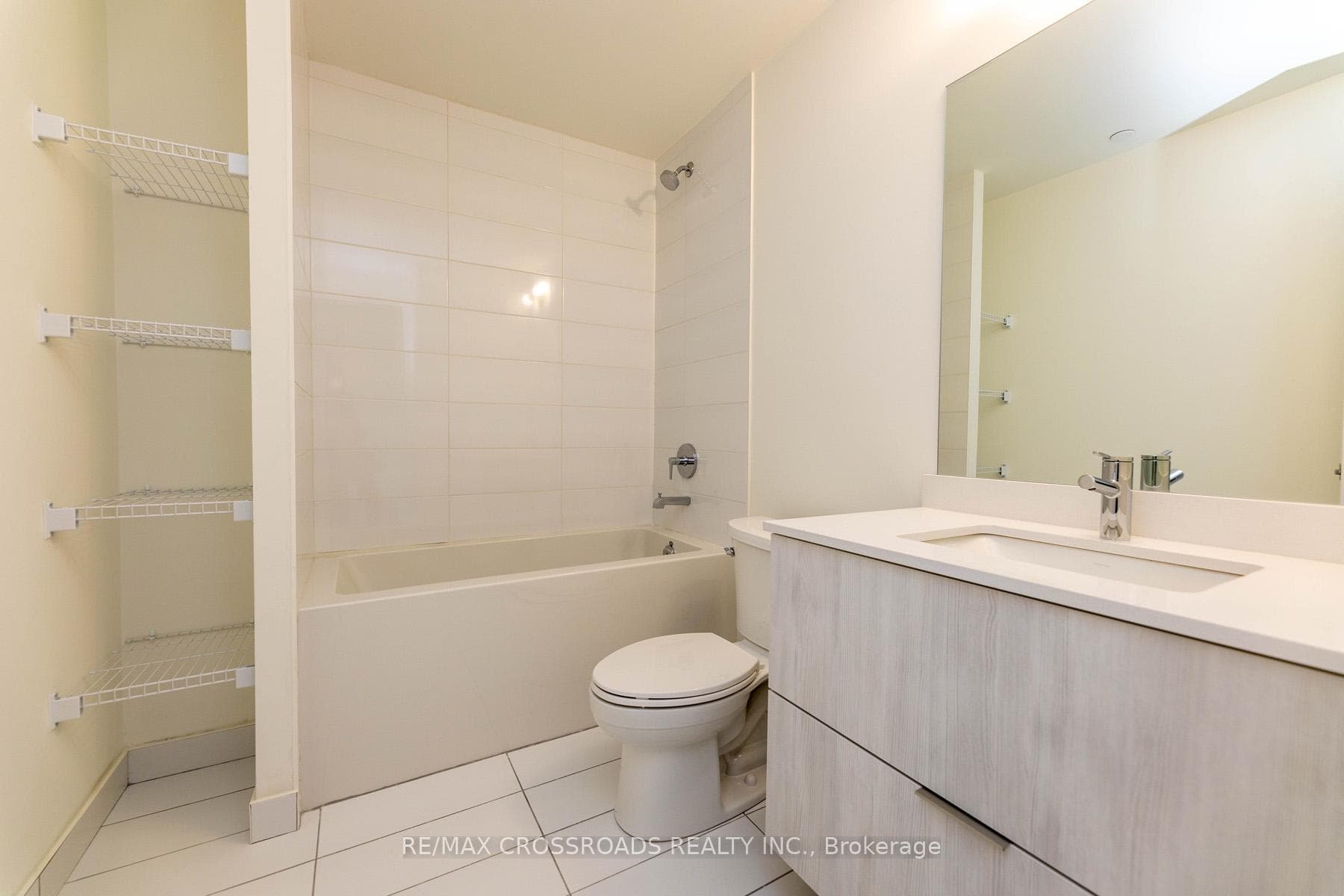 6 David Eyer Road Unit 314 photo 11