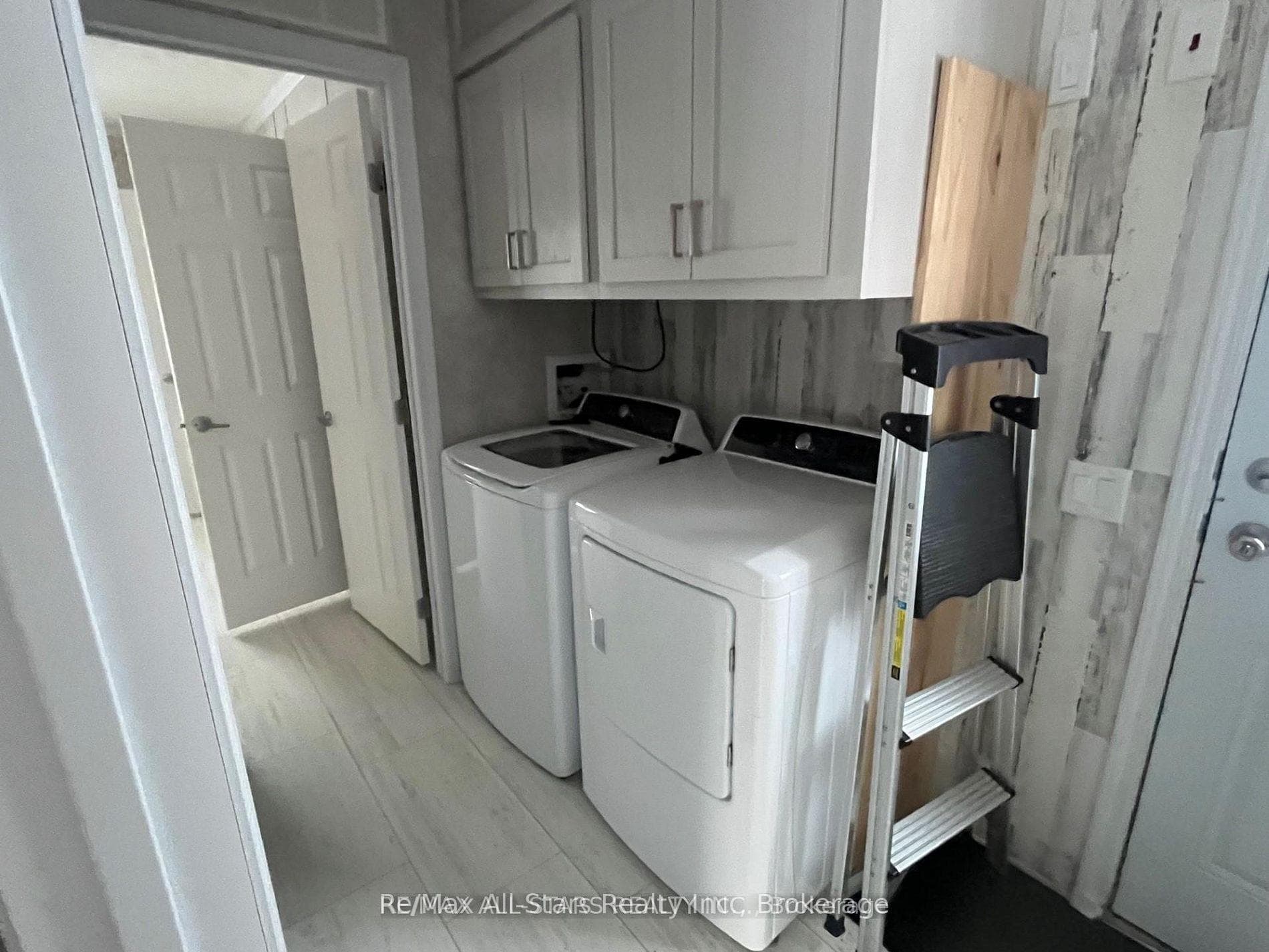 2406 South Portage Road photo 9