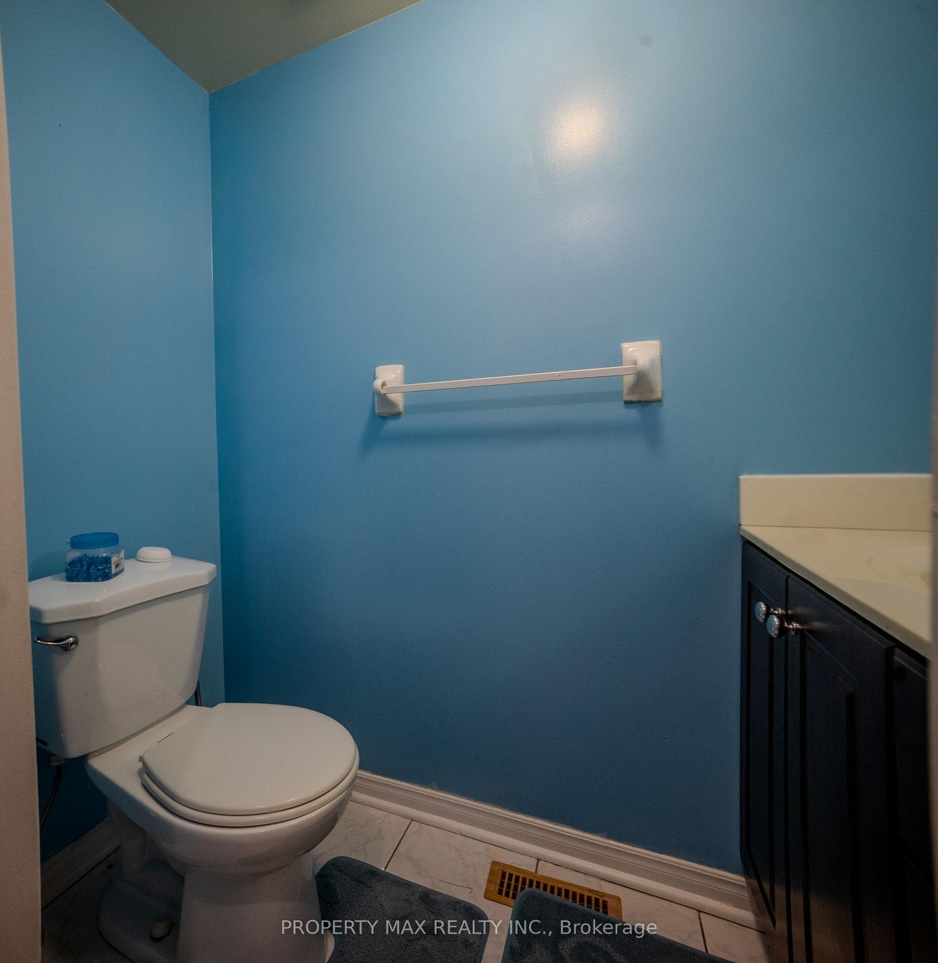 84 Bridlegrove Drive photo 22