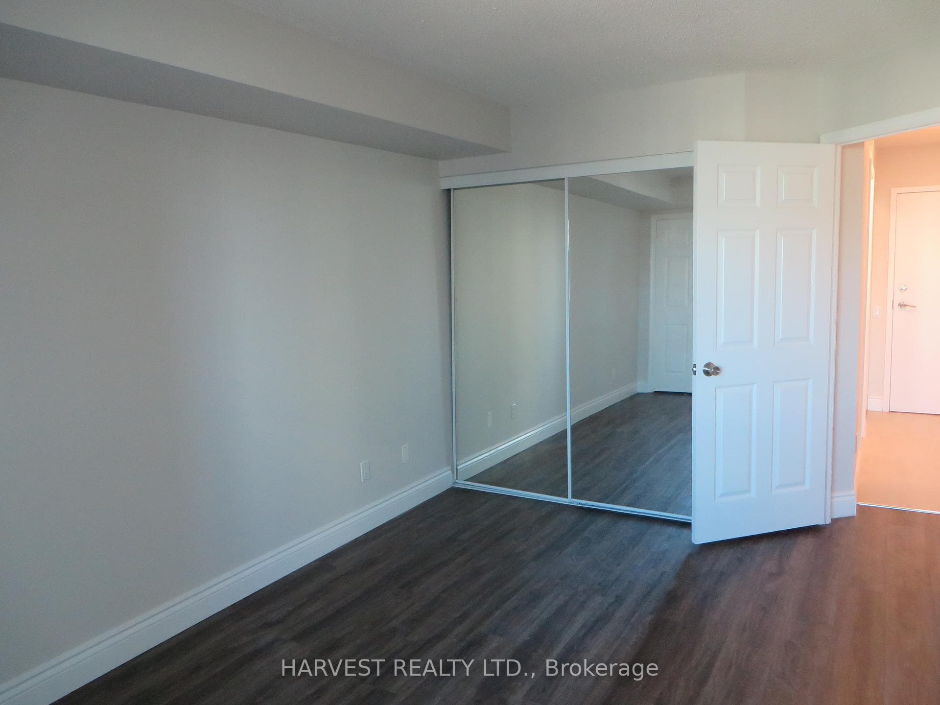 33 Empress Avenue Unit 1202 photo 8
