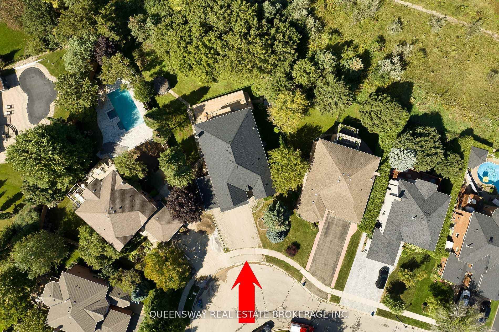619 Culler Mews photo 8