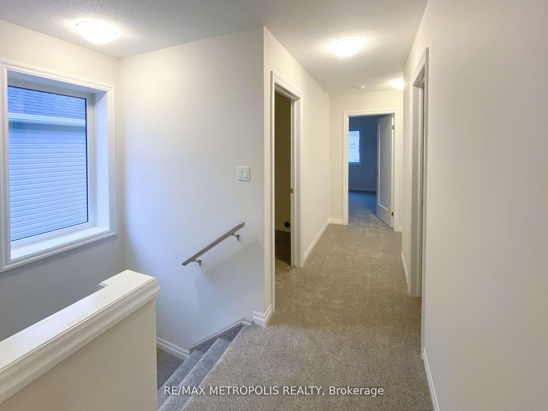 96 Cortland Terrace photo 10