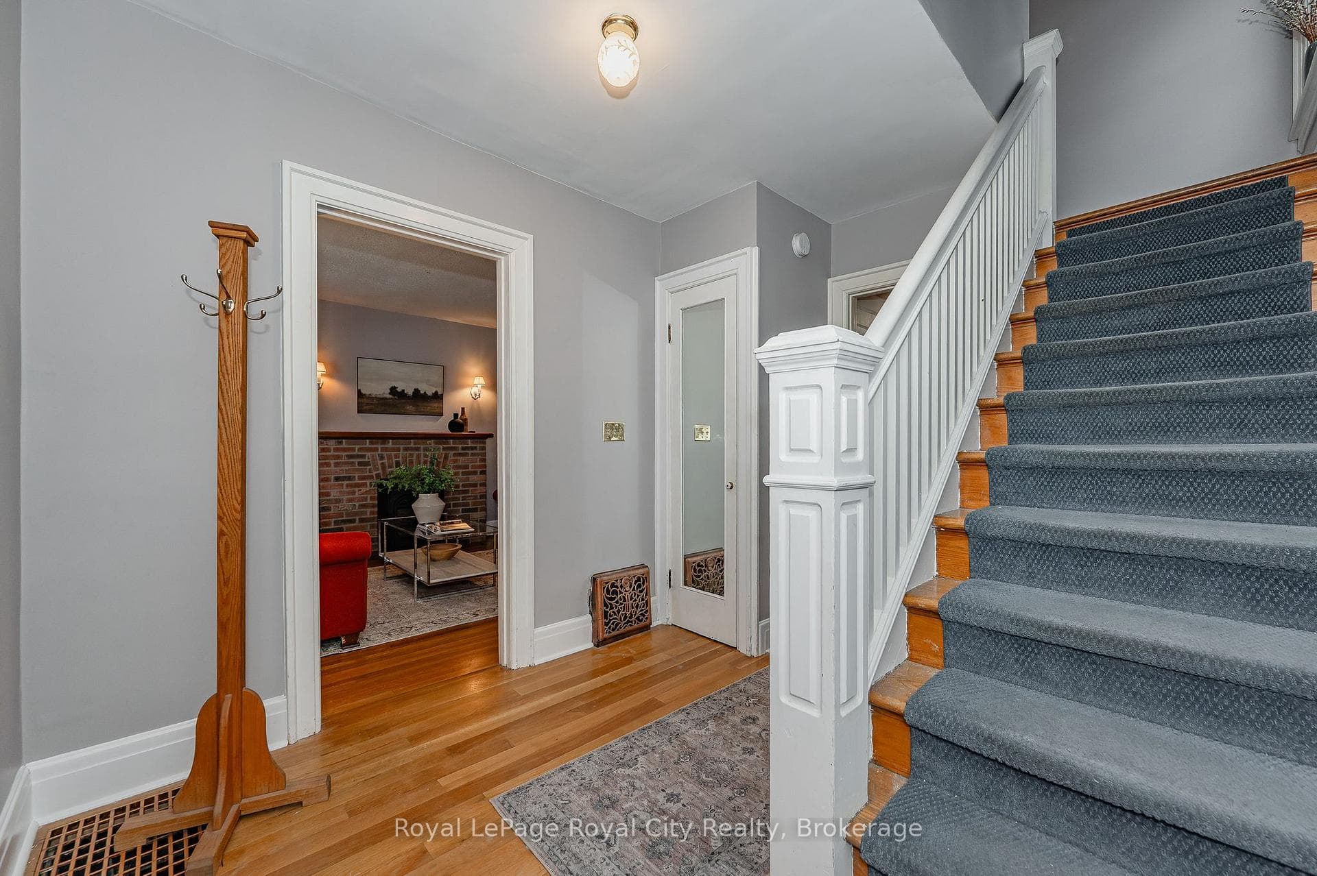 16 Mitchell Street photo 14