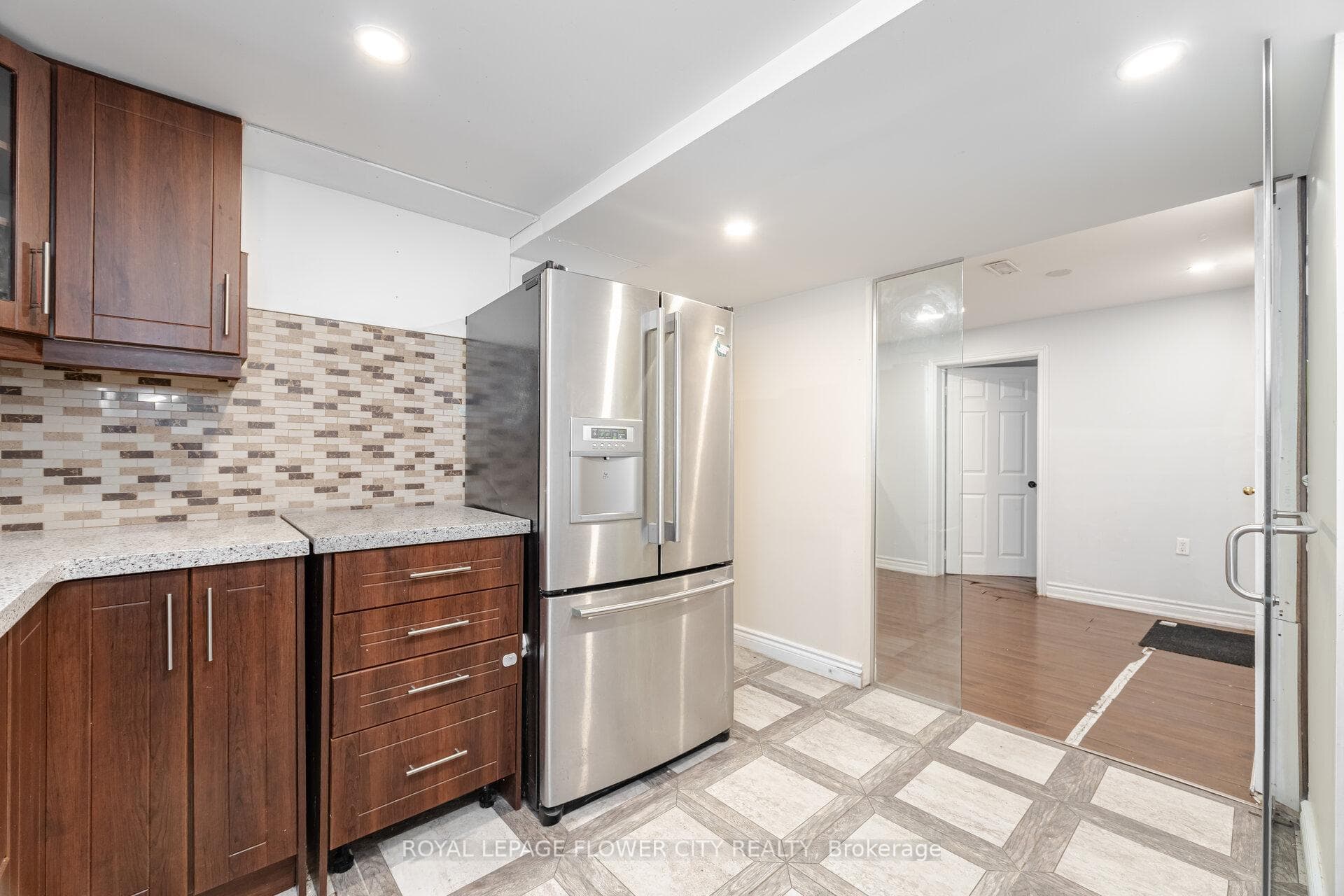47 Burgby Avenue photo 46