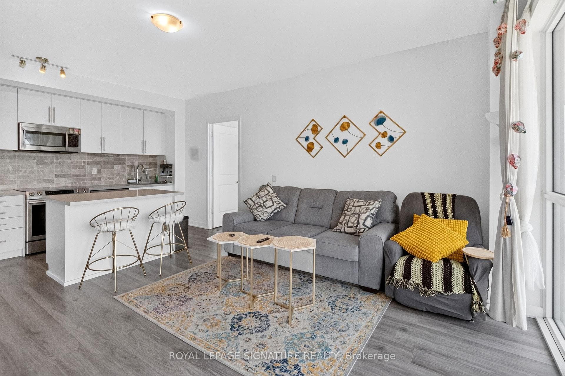 4699 Glen Erin Drive Unit 1504 photo 20