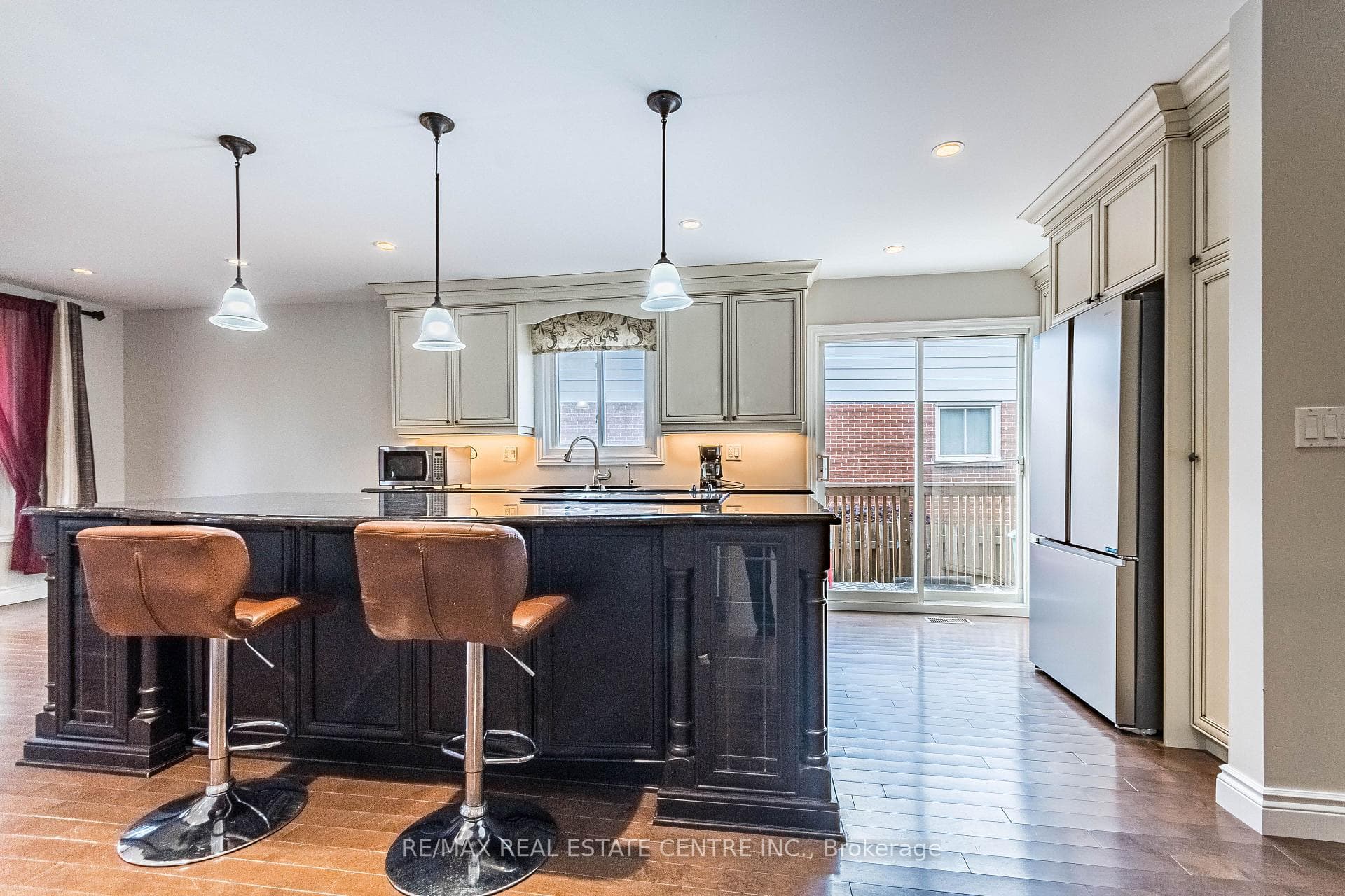 60 Beston Drive photo 6