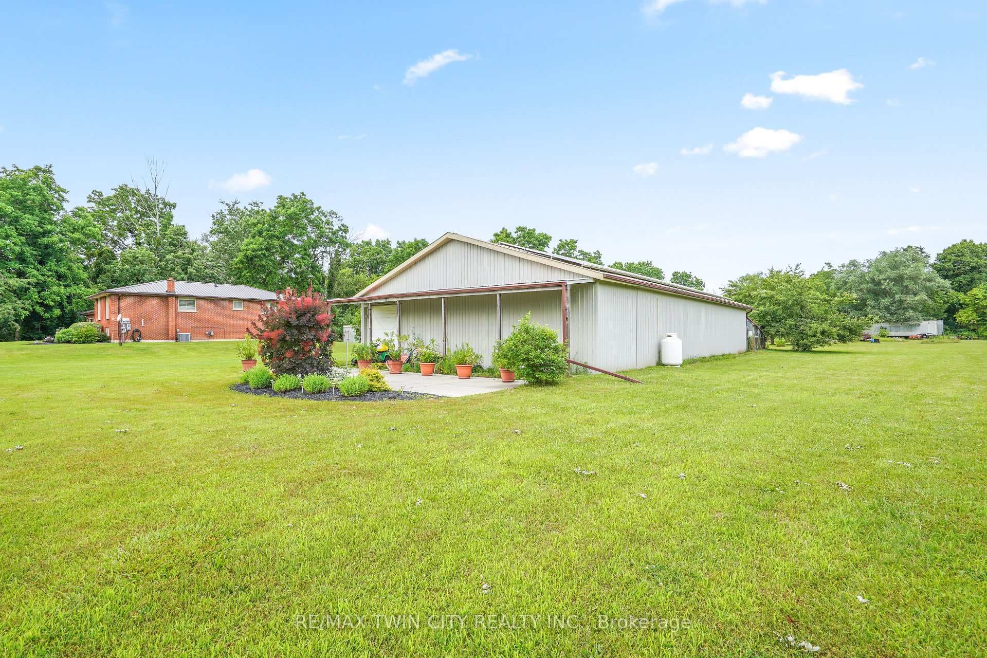 183 McGill Road photo 38