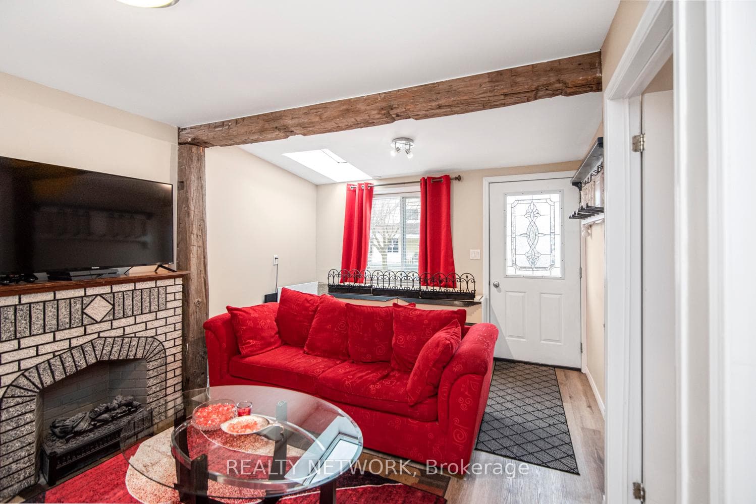30 Mcalpine Avenue photo 10