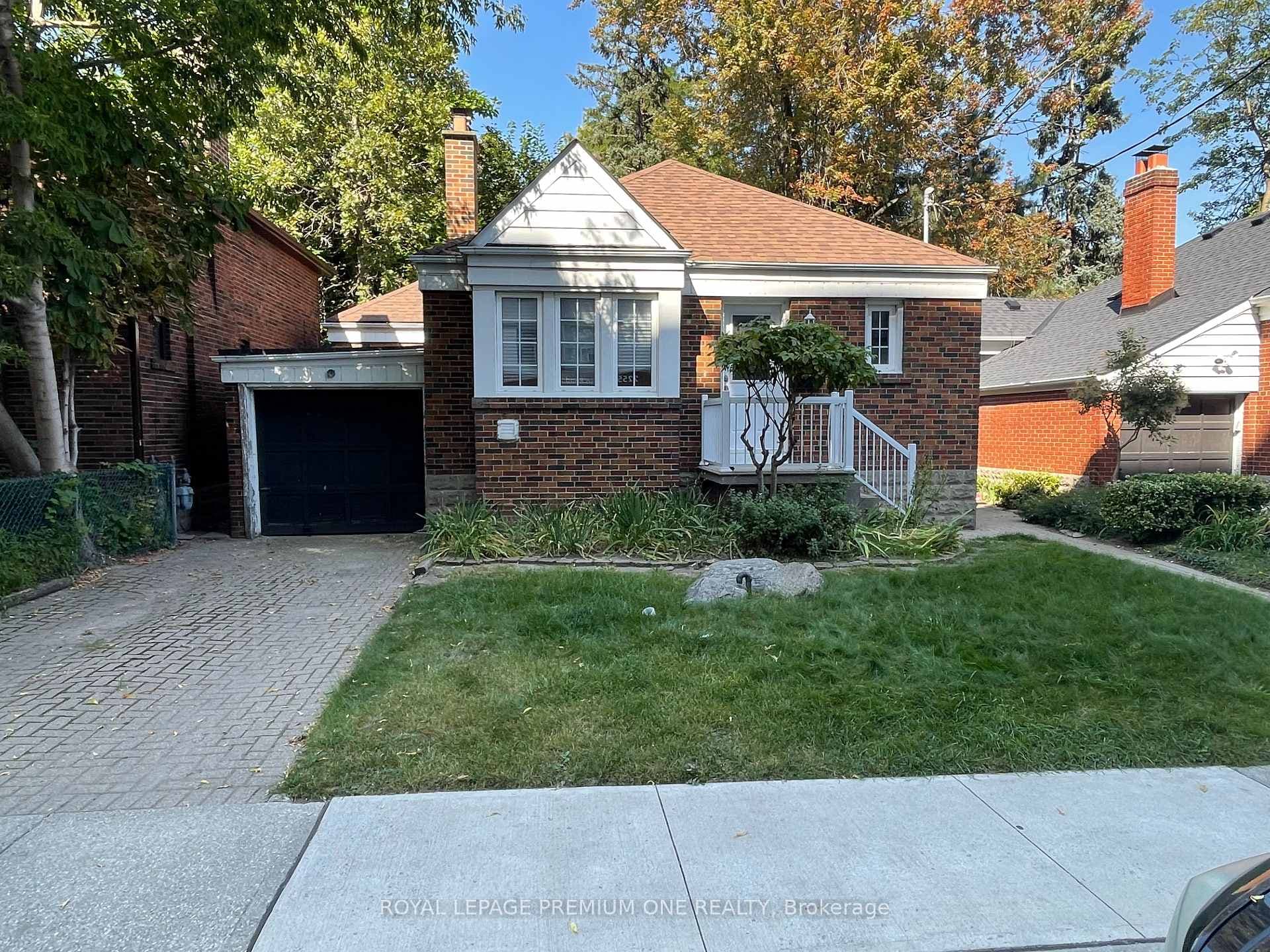 4 Coulter Avenue Unit Main Fl photo 1