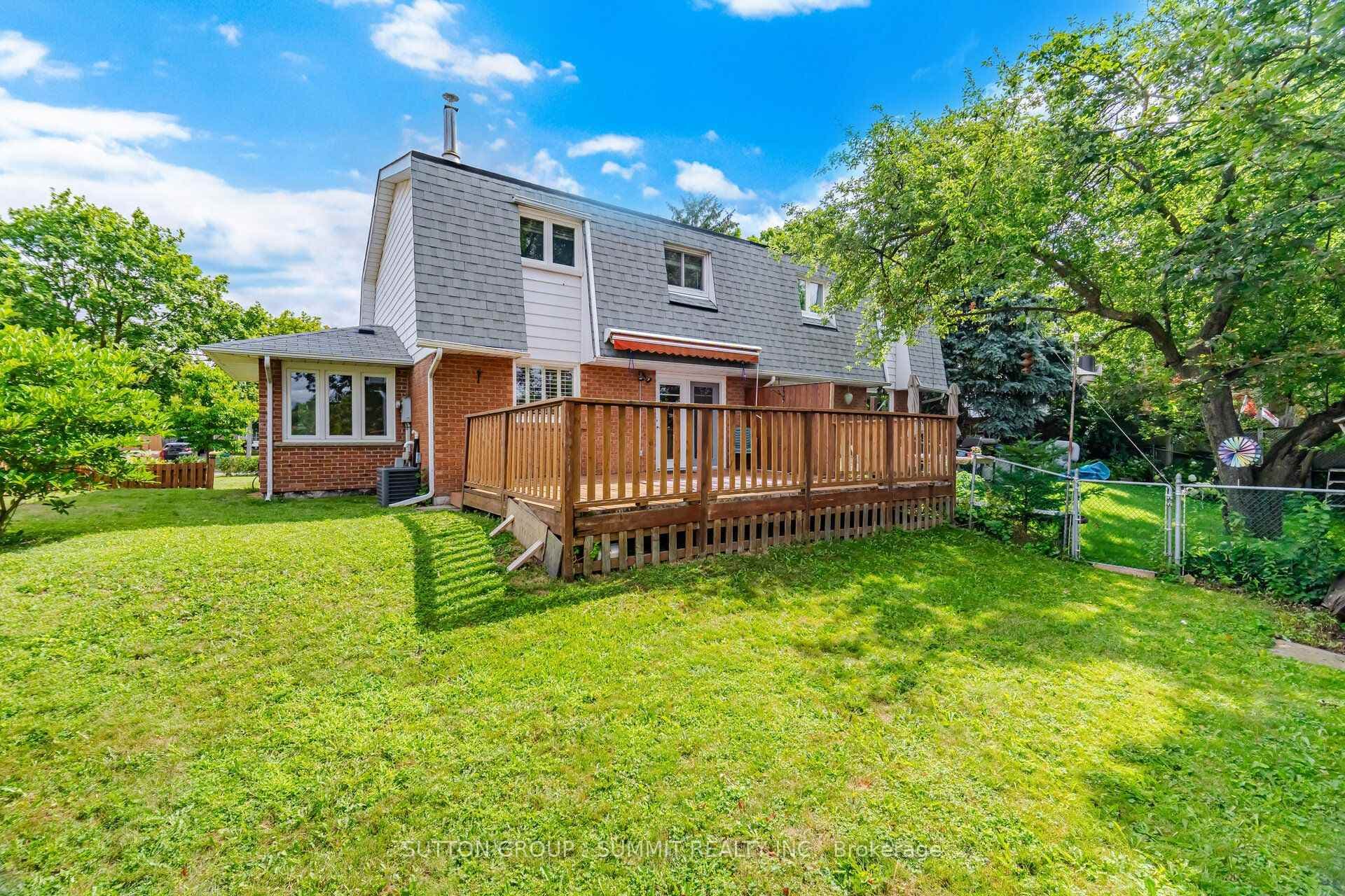 667 Green Meadow Crescent photo 50