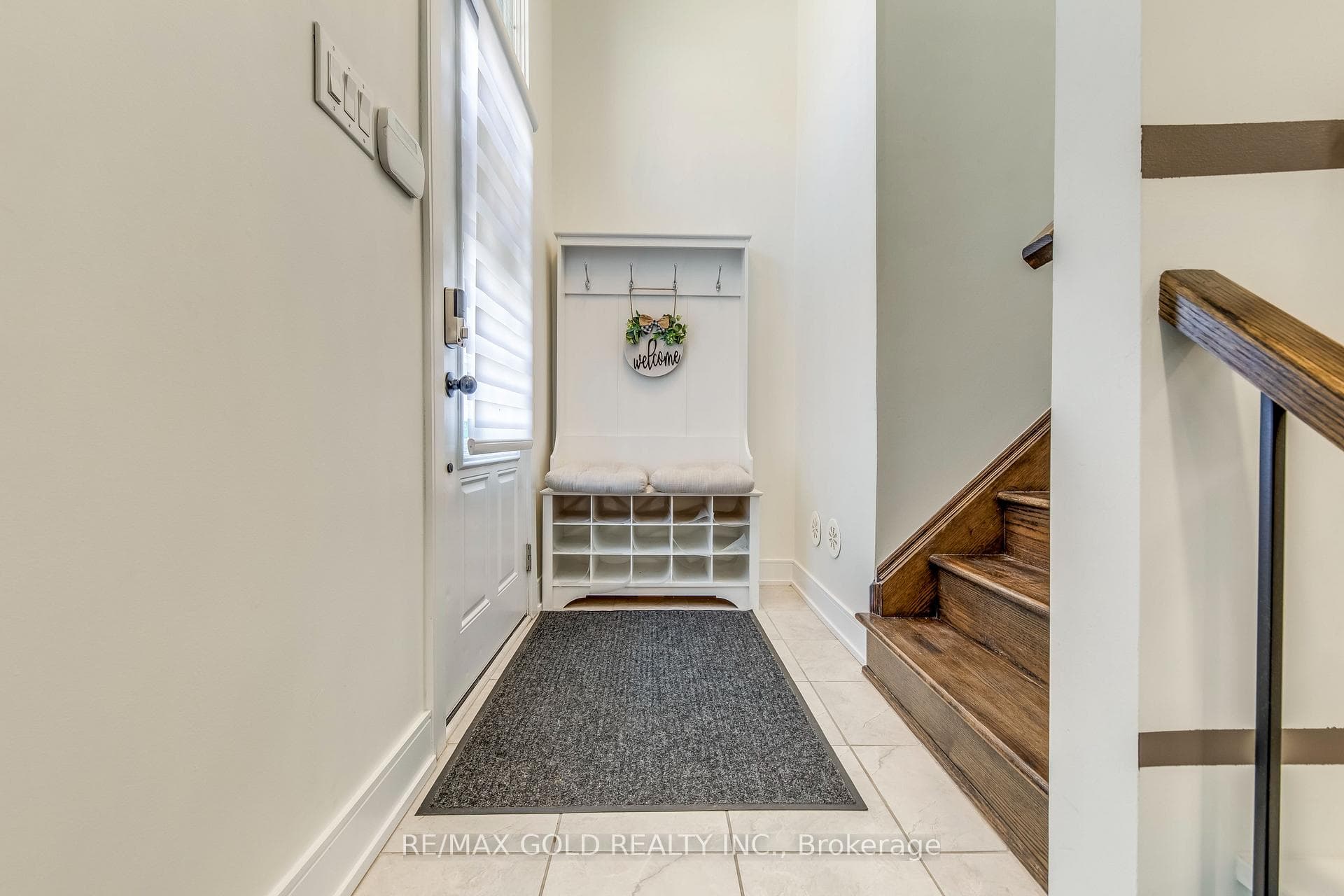 561 Mermaid Crescent photo 5