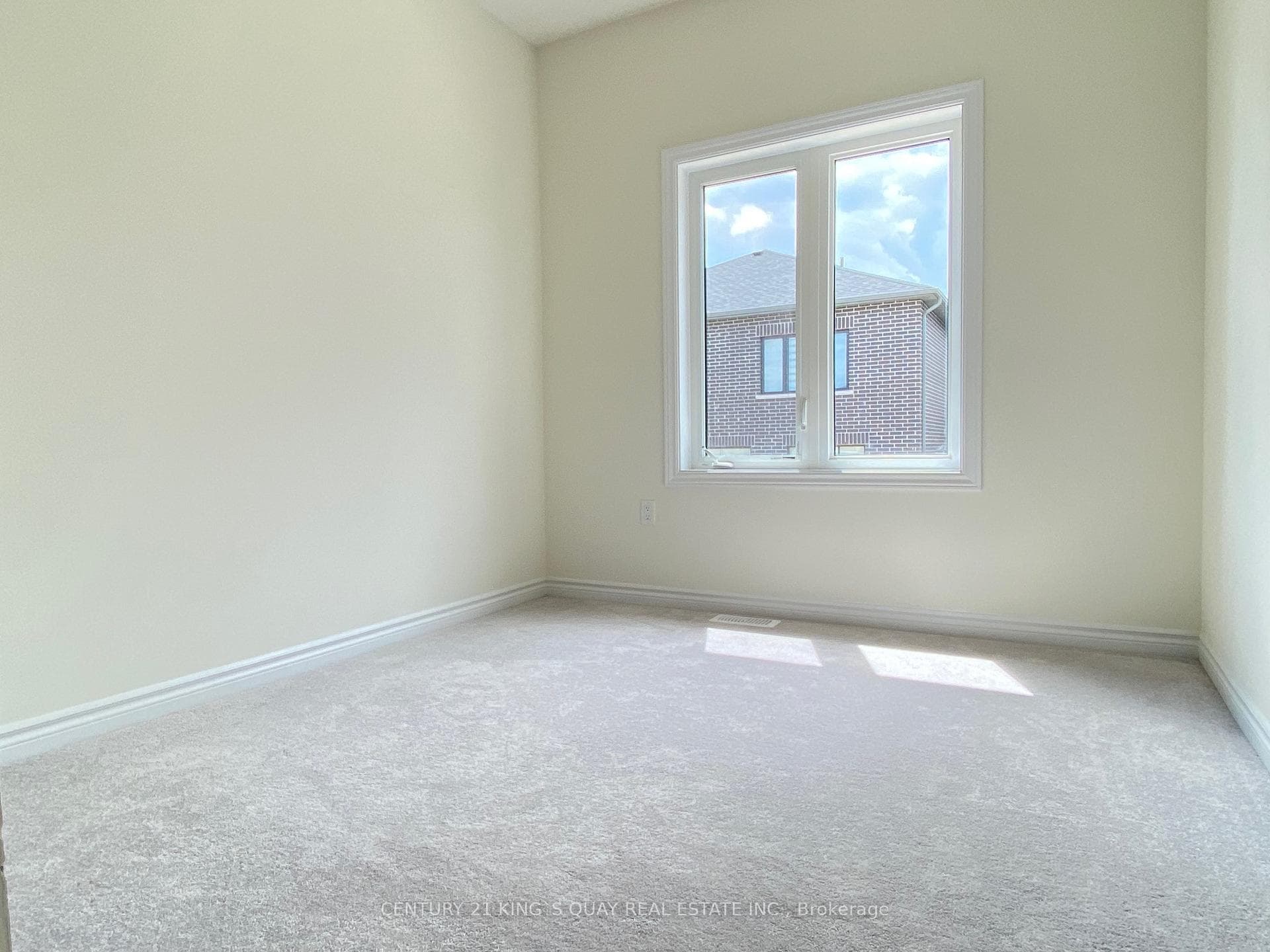 68 Blick Crescent photo 21