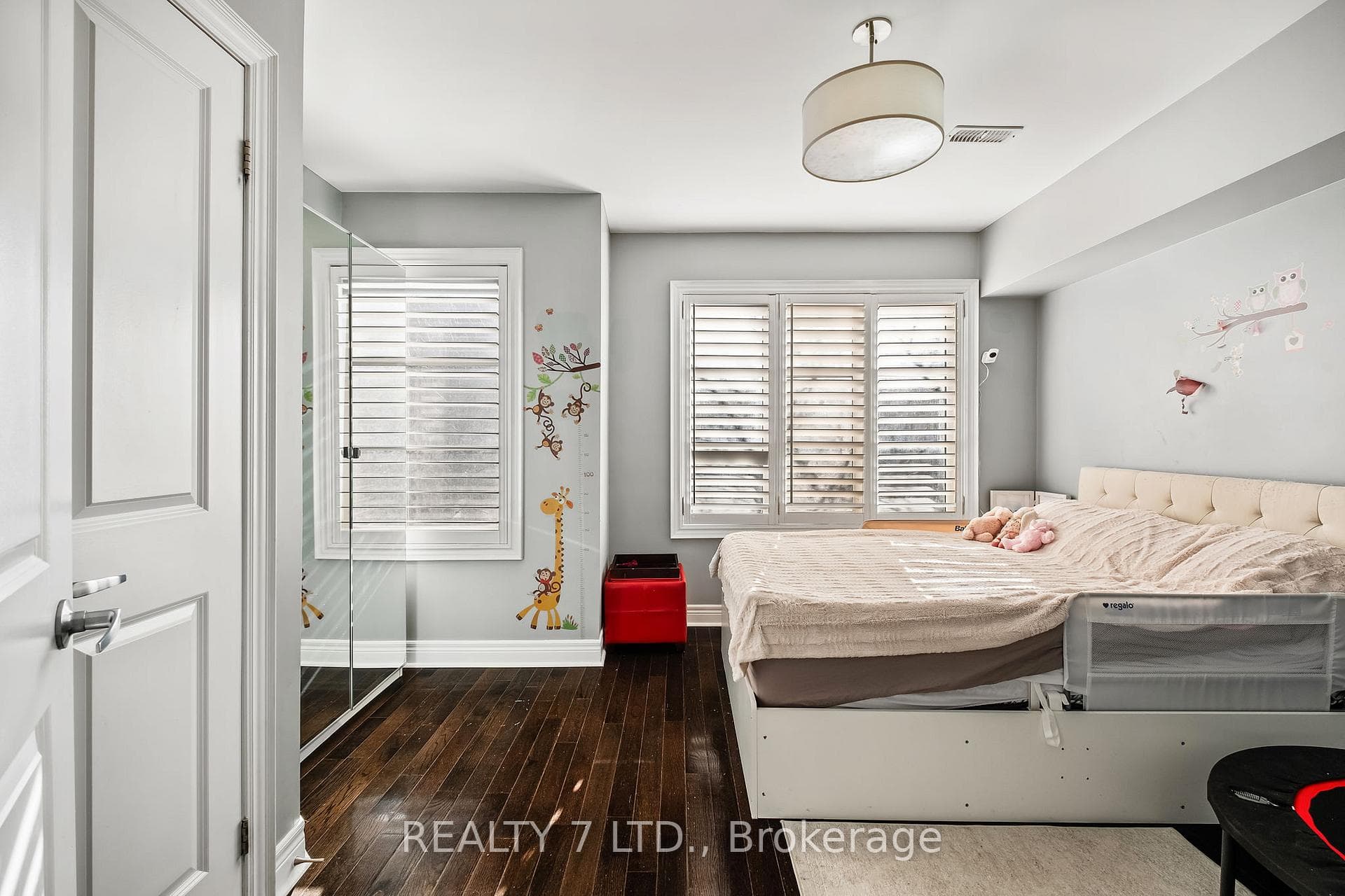 44 Furrow Lane photo 16