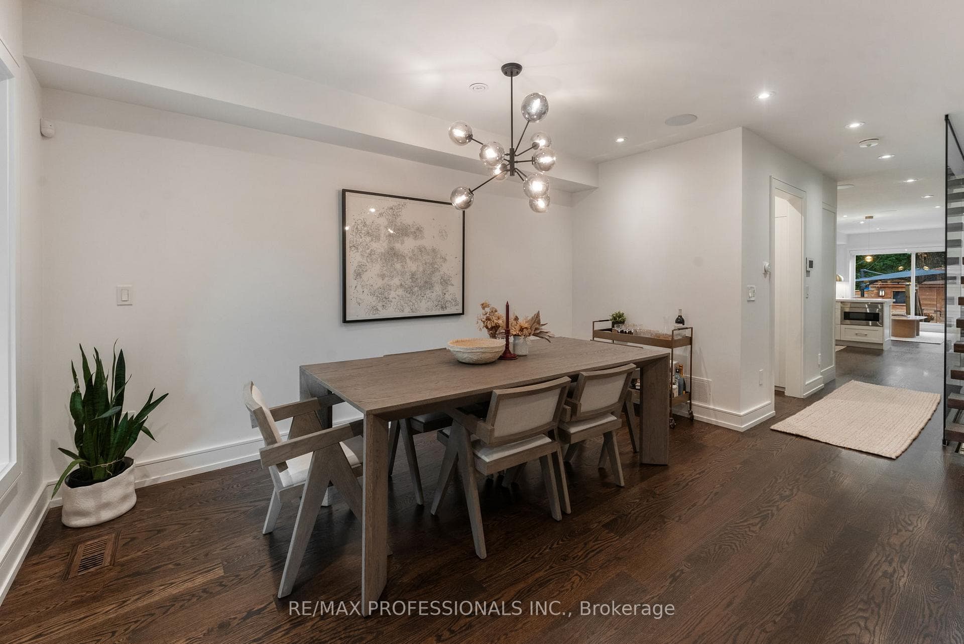12 Mayfield Avenue photo 5