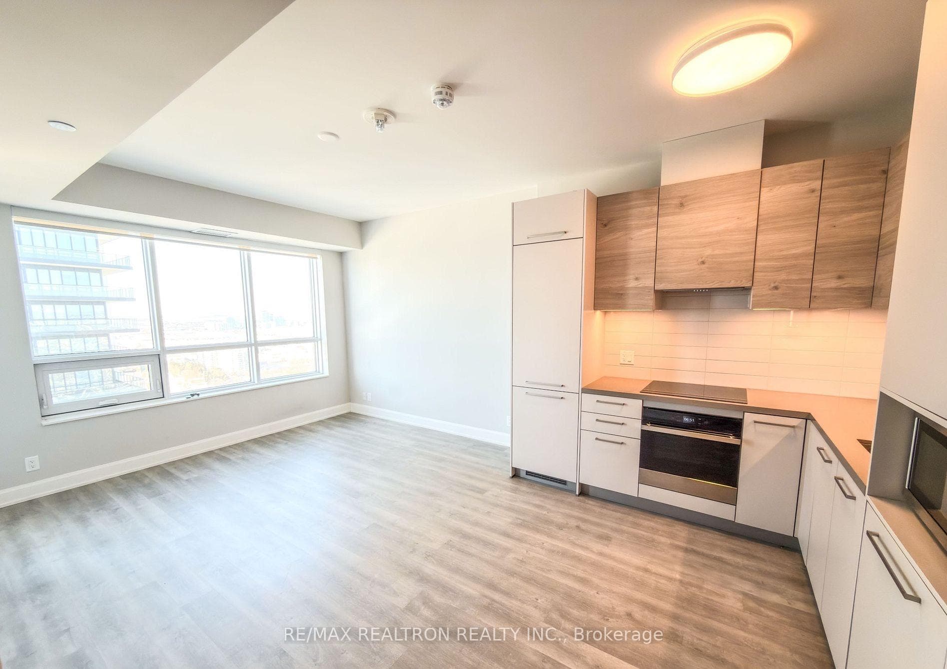 38 Gandhi Lane Unit 2611B photo 3