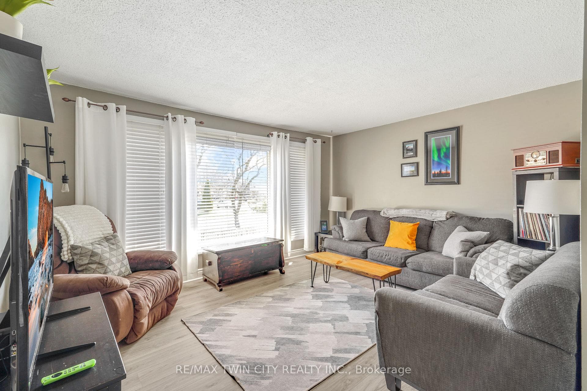 26 Enfield Crescent photo 6