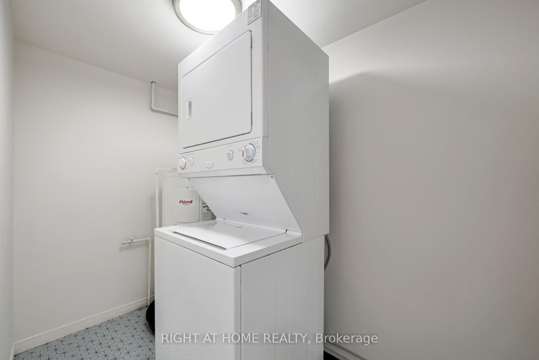 36 Petra Way Unit 2 photo 15