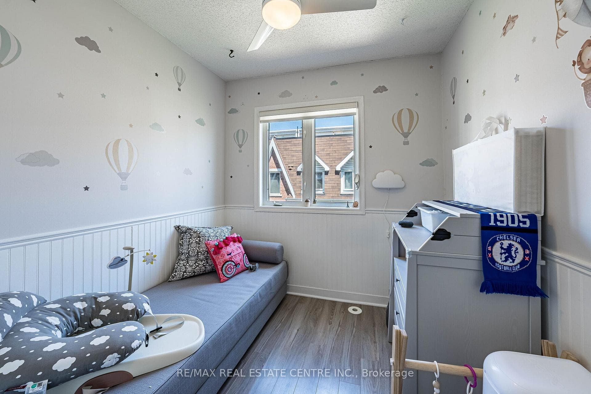 16 Laidlaw Street Unit 920 photo 19