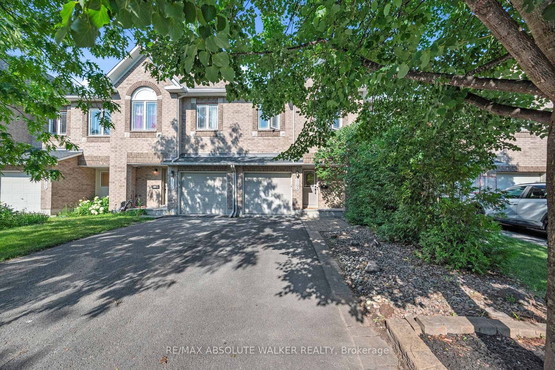 1104 Candlewood Street photo 1