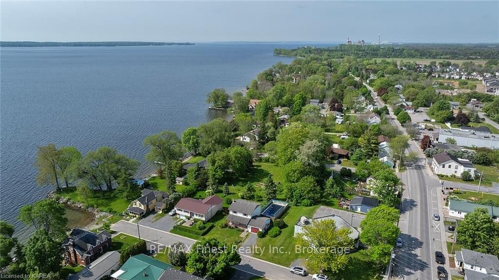 155 DAVY Street photo 47