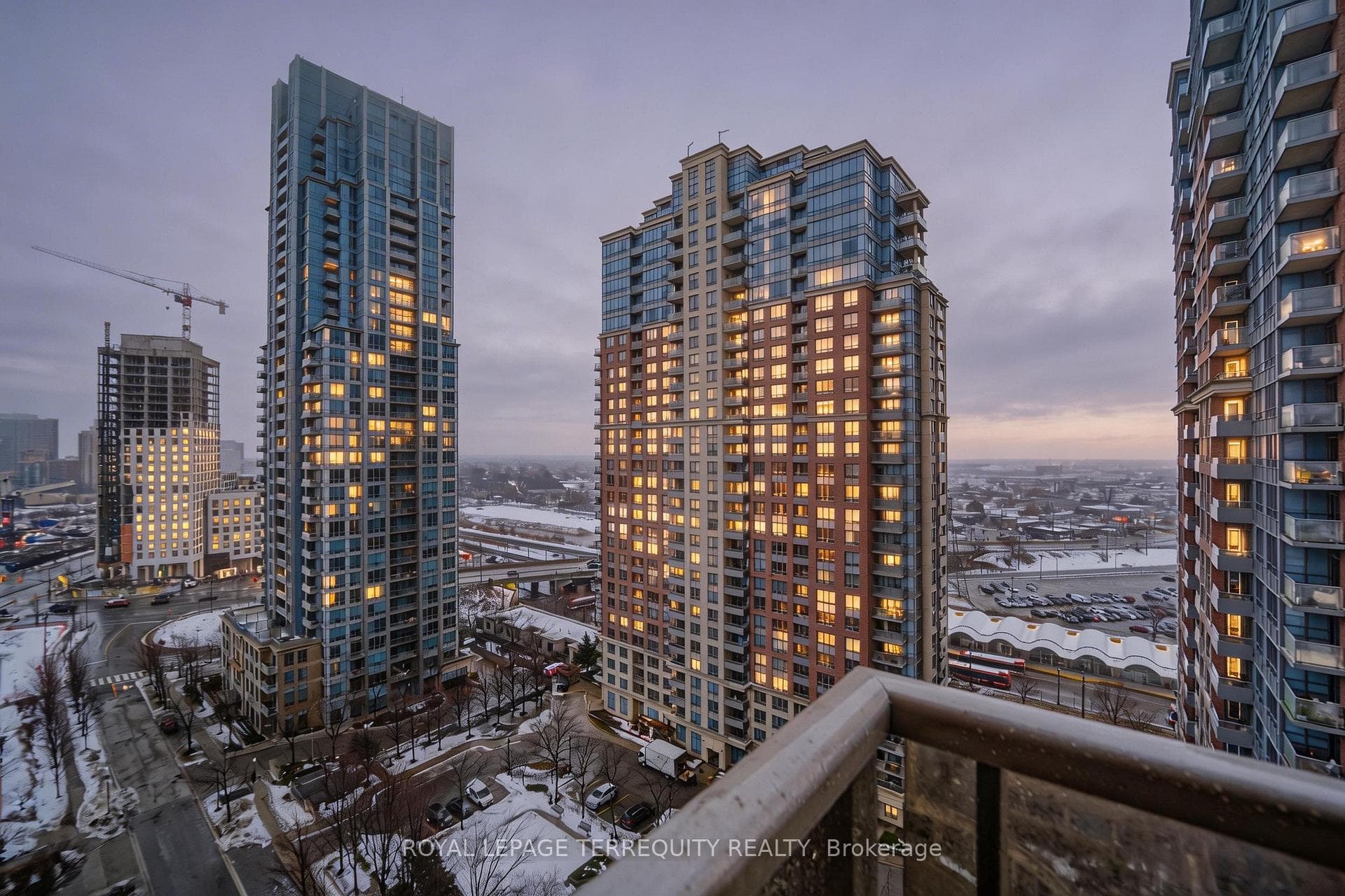 5233 Dundas Street Unit 1727 photo 2