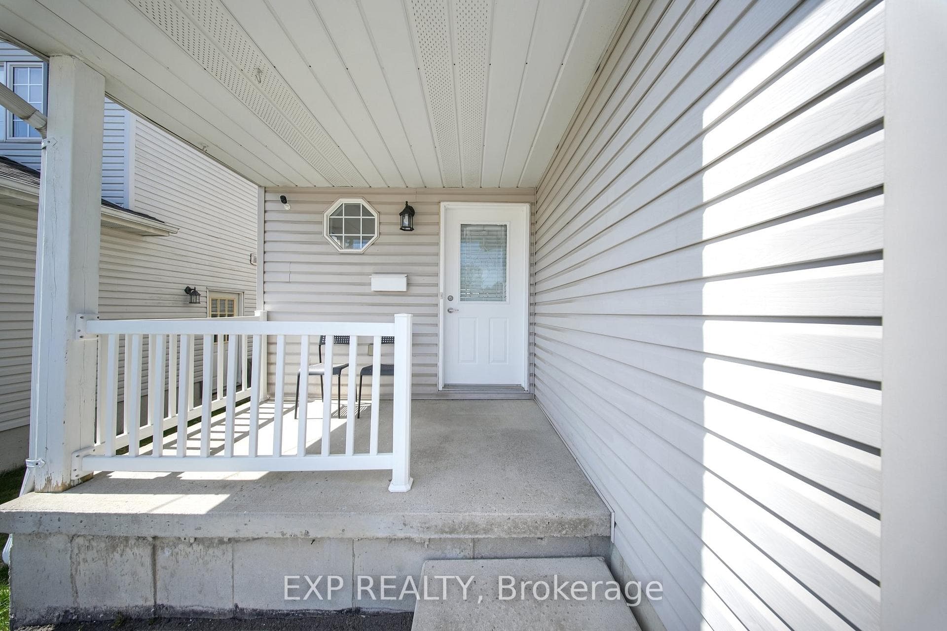 77 Clarke Street photo 2