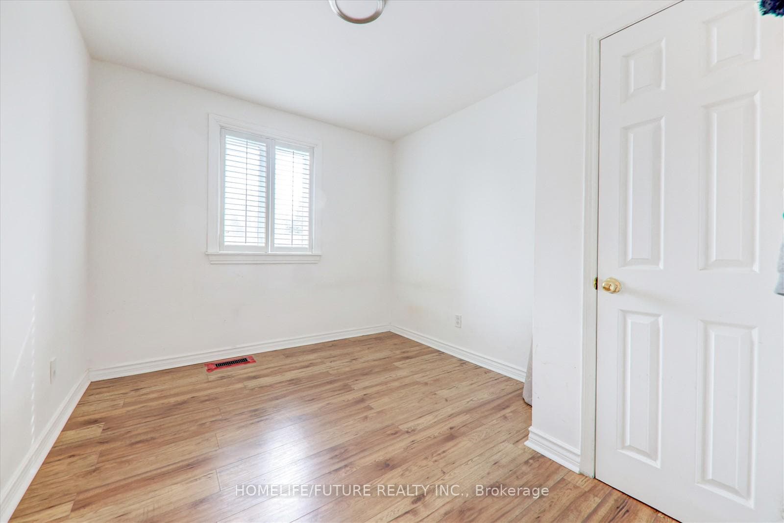 64 Mill Street photo 15