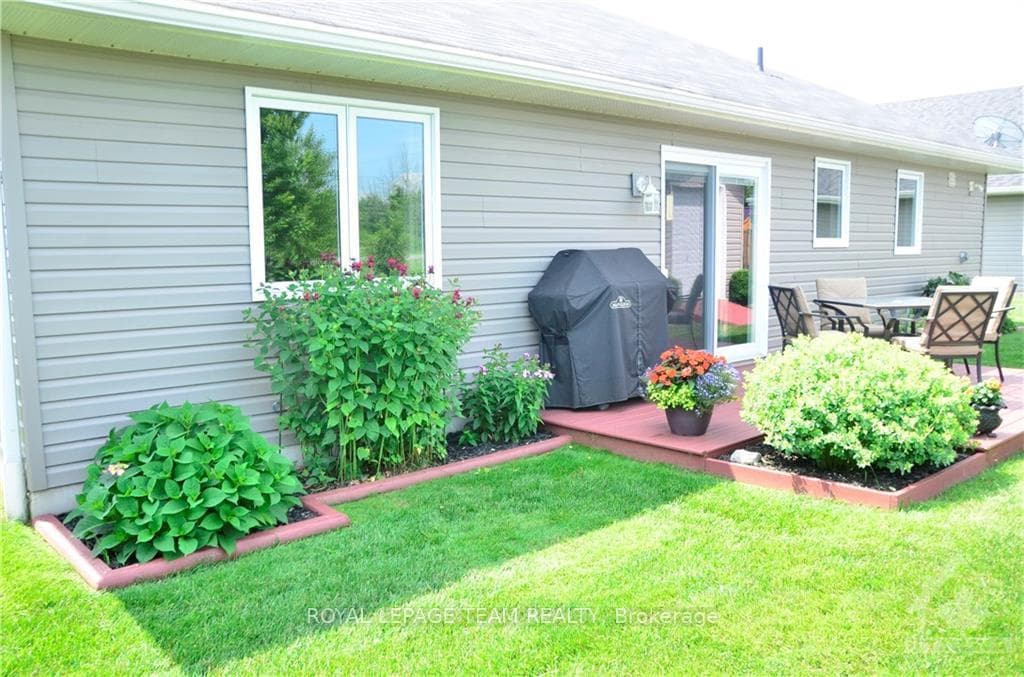 10721 WEST END Terrace photo 20