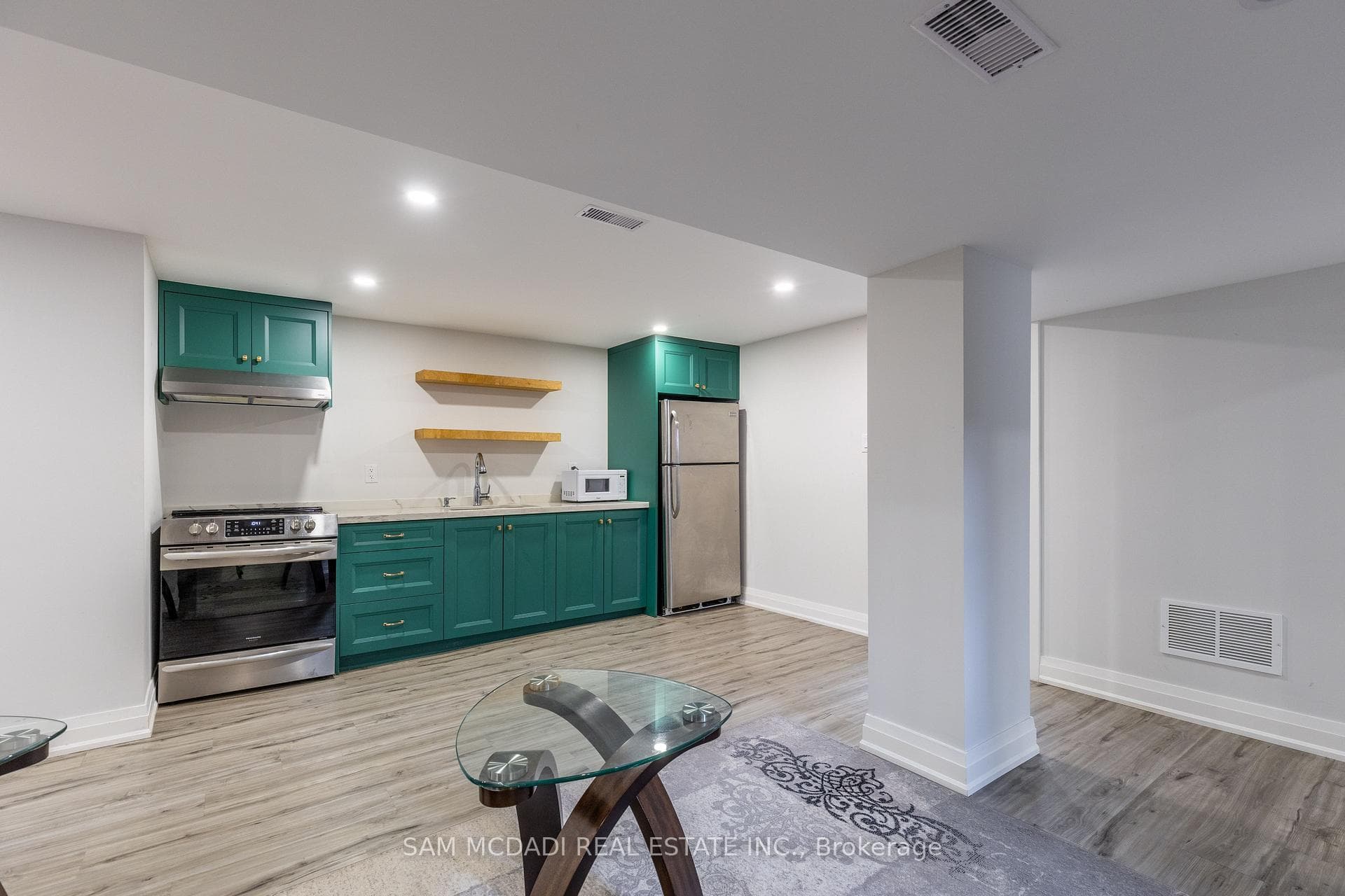 463 Rebecca Street photo 23