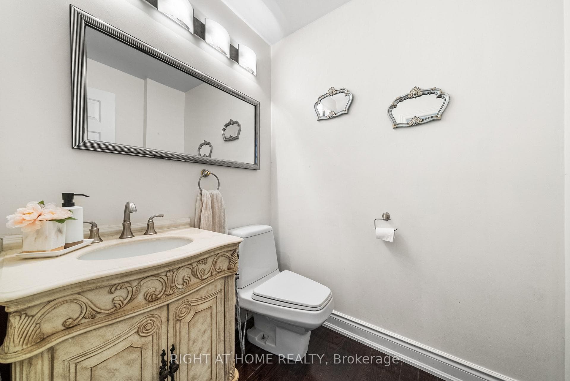 5 Stave Crescent photo 37
