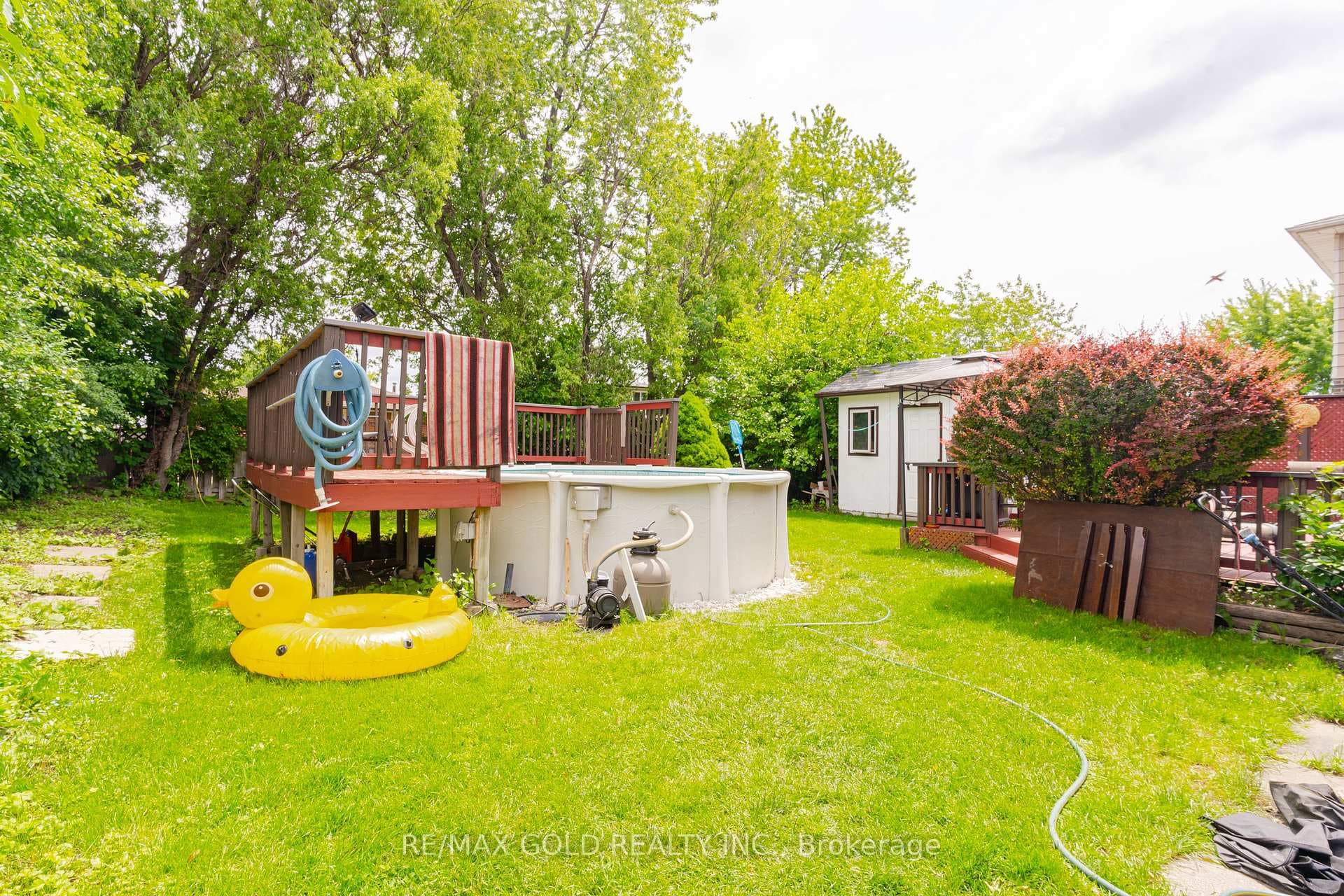 56 Edgebrook Crescent photo 34