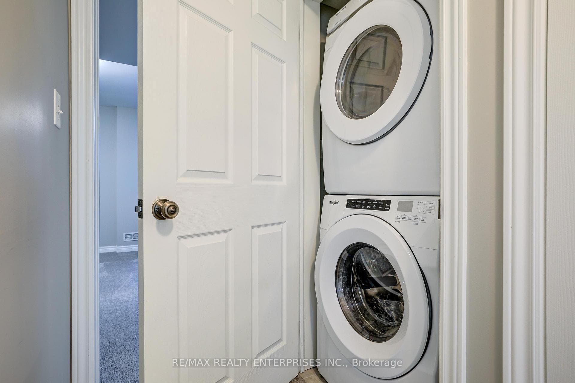 85 Mullin Drive Unit 2B photo 25
