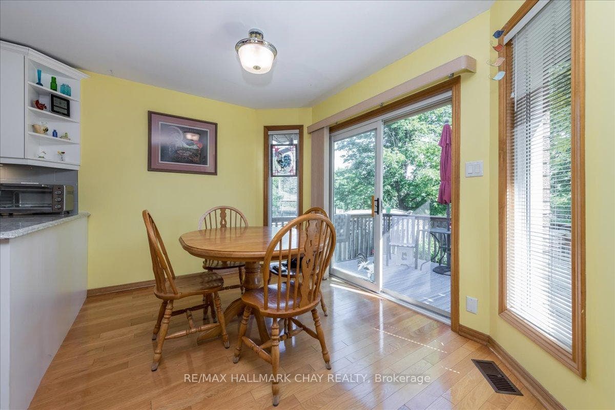 3 Douglas Drive photo 10