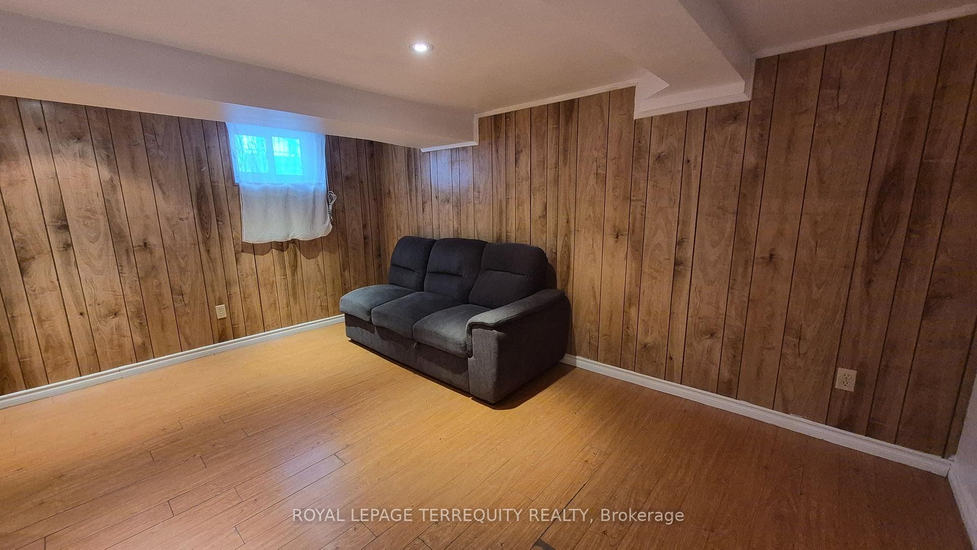 45 Forbes Road photo 13
