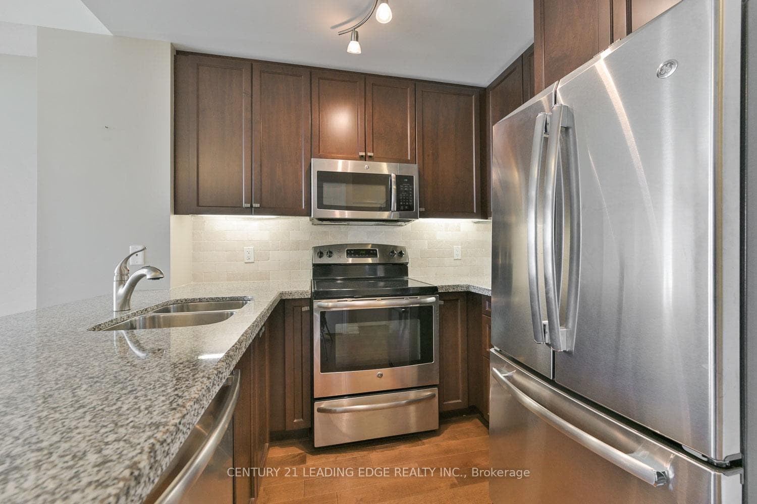 68 Main Street Unit 604 photo 7