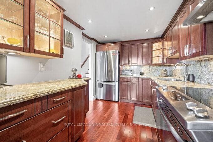 11 Wincott Drive Unit 705 photo 16