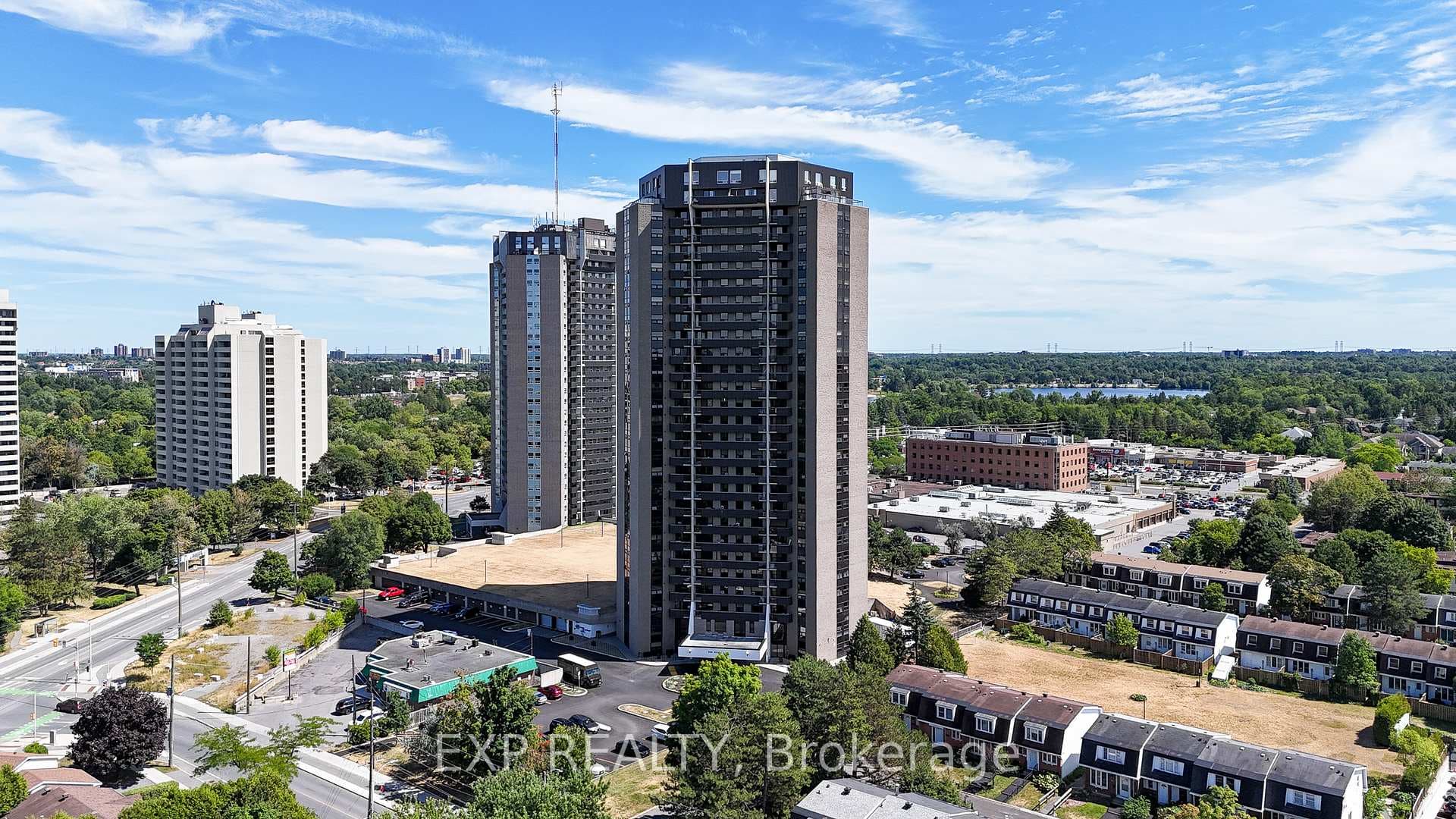 900 DYNES Road Unit 2107 photo 1