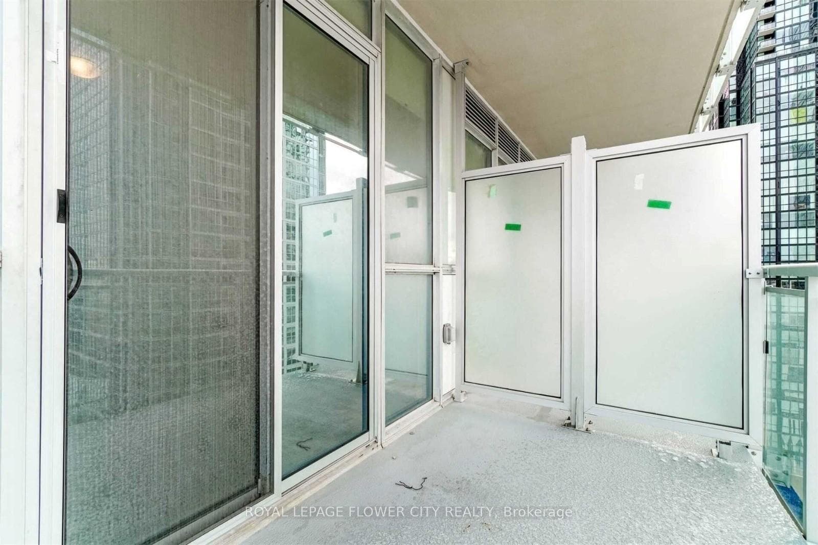 2908 Highway 7 Road Unit 1306 photo 10