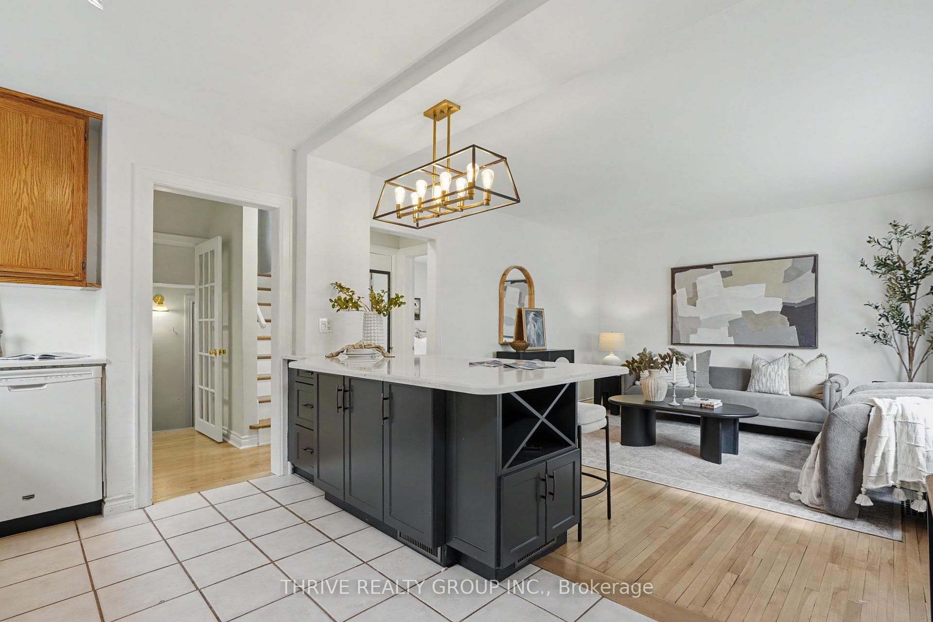 166 Ashland Avenue photo 10