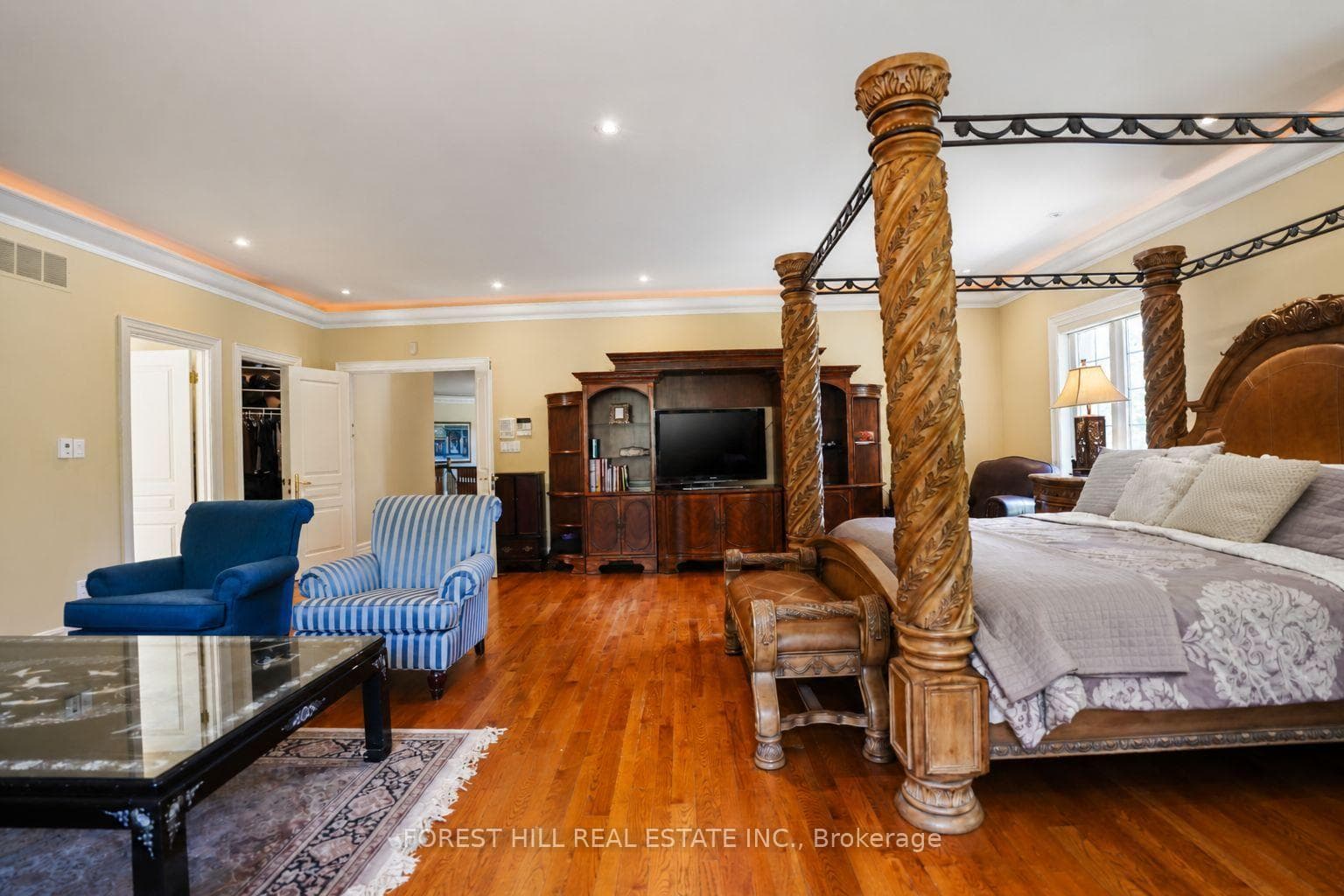 161 Renaissance Court photo 25
