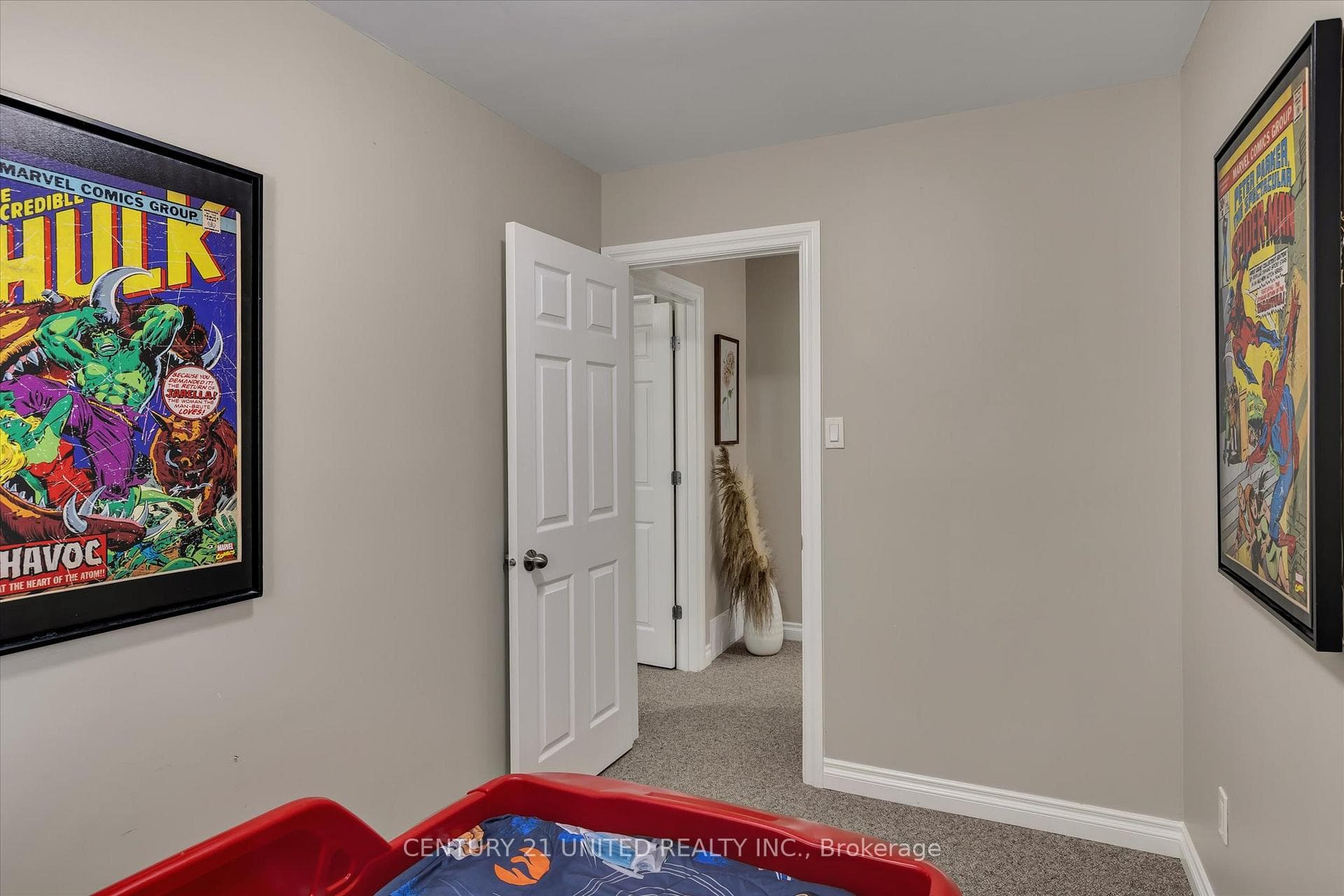 819 Cameron Street photo 34