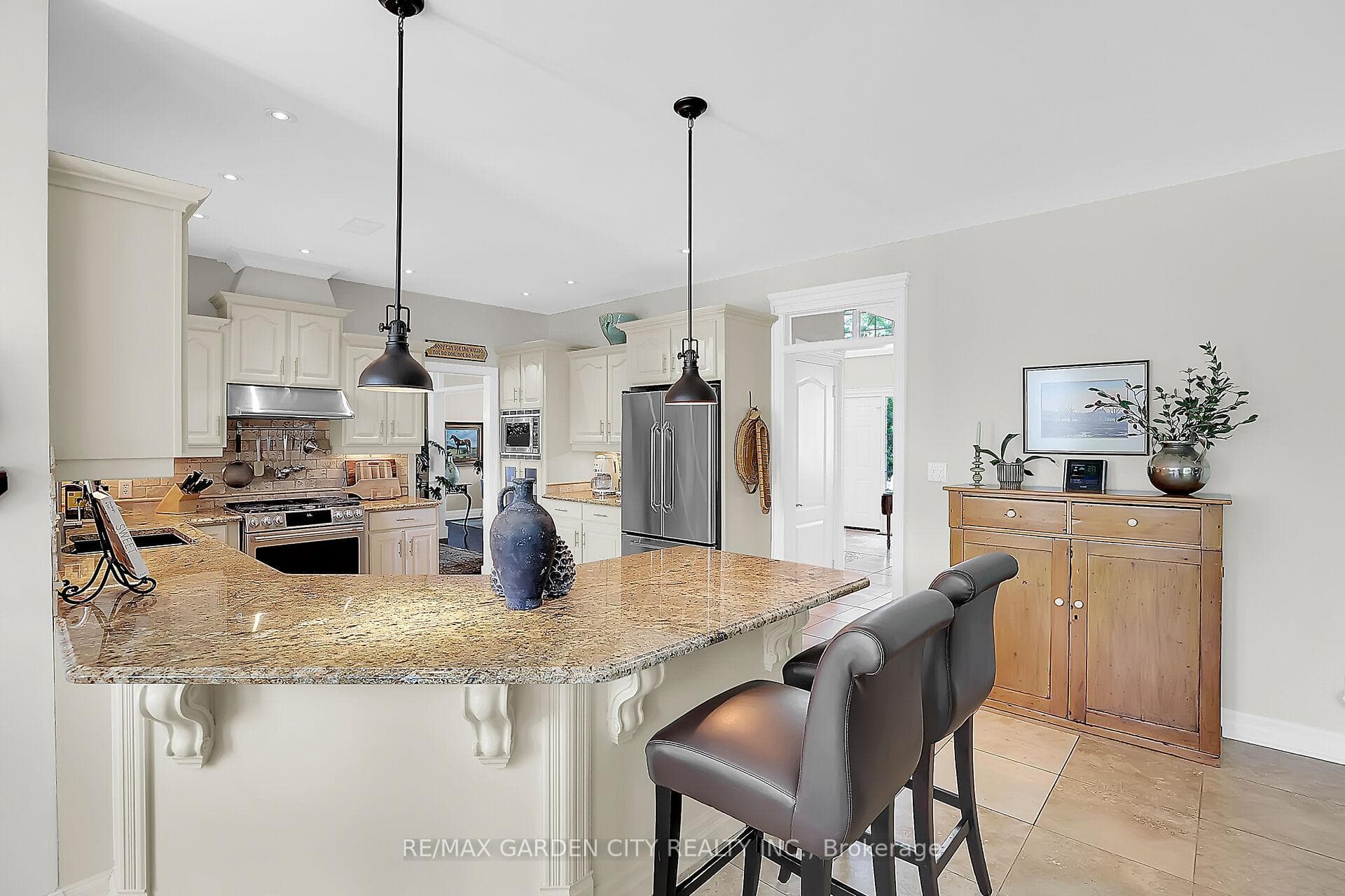 Convenient seating and perfect for entertaining